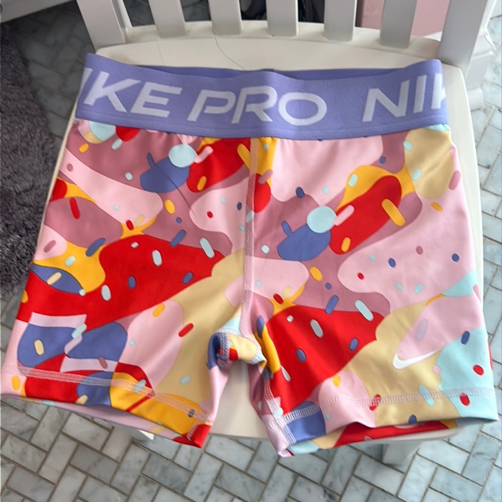Nike pro shorts (kids) size medium